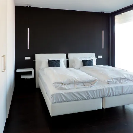 Hotell Porta Vinea 3*